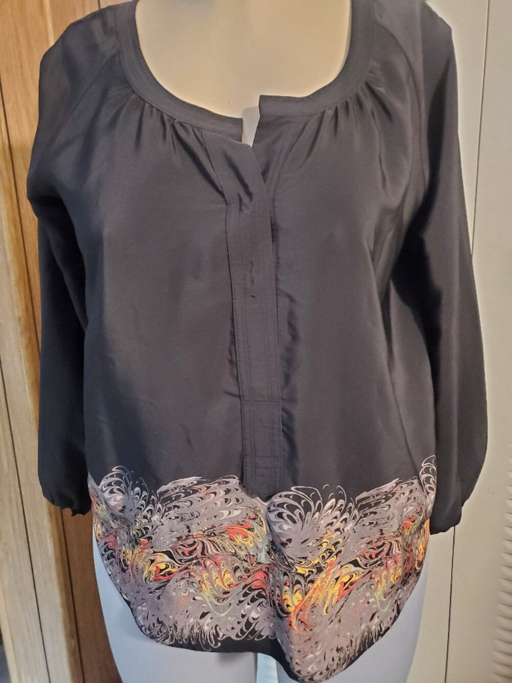 PATTERSON J. KINCAID LONG SLEEVE CHIC BLOUSE